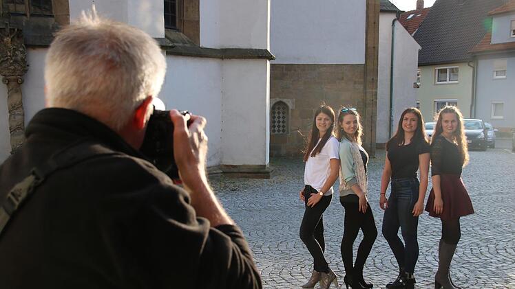 Vier junge Frauen stellten sich den Staffelsteiner Hobbyfotografen als Models zur Verfügung.Matthias Einwag