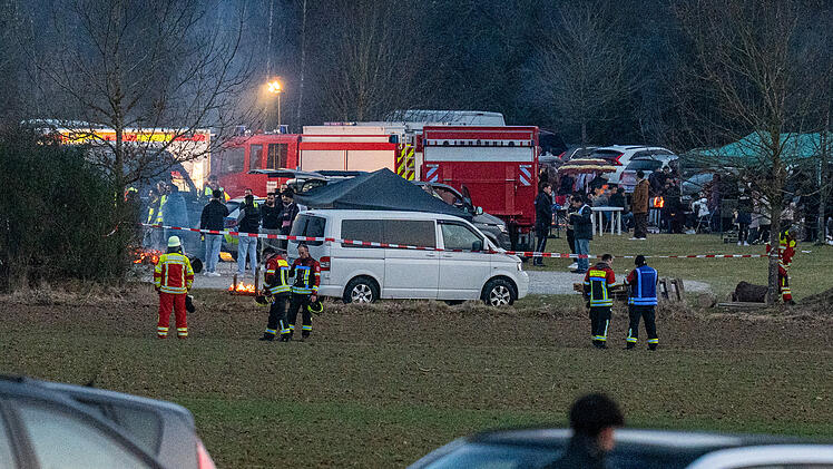 Ein Toter bei großer Feier in der Oberpfalz - Mann bei Streit erstochen