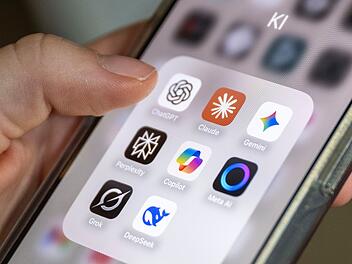 KI-Apps auf einem Smartphone