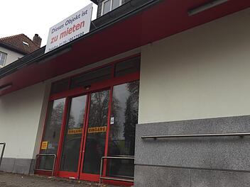 In das Gebäude der ehemaligen Diska soll ein Bürgerliches Begegnungszentrum kommen. Noch stehen die Chancen für das Projekt schlecht. Archiv/Heike Schülein
