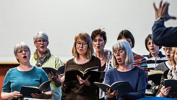 Impressionen von der Probenarbeit des Coburger BachchorsFoto: Jochen Berger