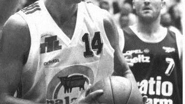 Lauris Vater Pekka Markkanen spielte 1995/96 für den TTL Bamberg.  Foto: Archiv/sportpress