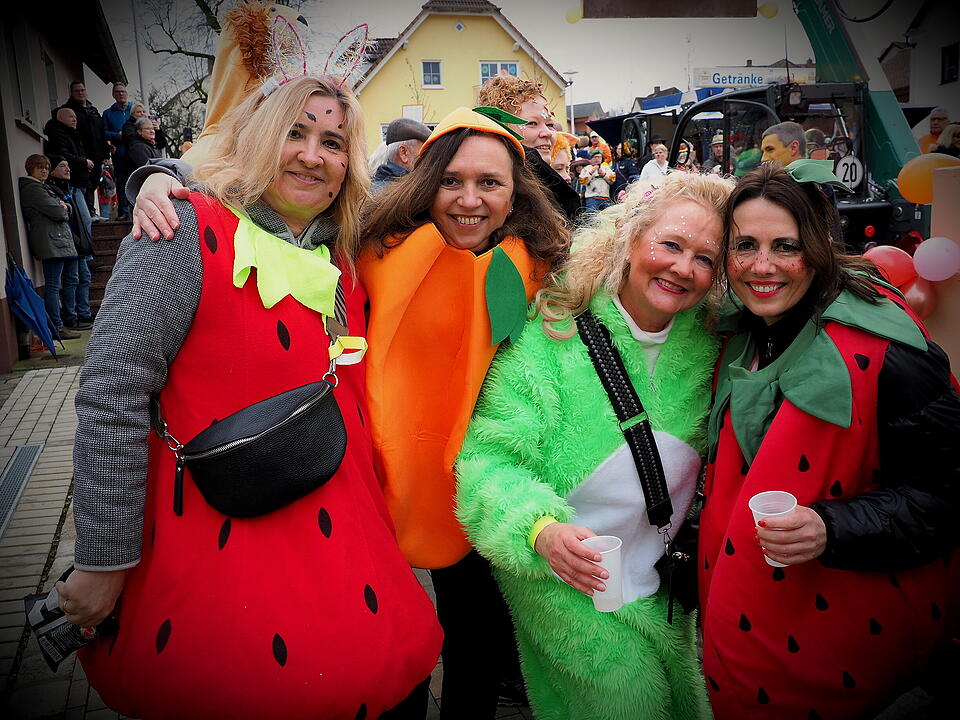 Beste Faschingslaune in Aura/Saale