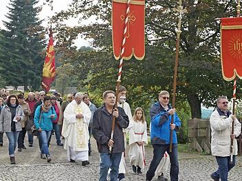 Gastronomen aus ganz Unterfranken kamen am Kreuzberg zu ihrer Wirtewallfahrt zusammen.  Foto: Marion Eckert