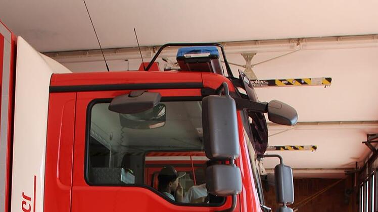 Ob der Fahrer die Kinder vor dem Auto wohl wahrnehmen kann? Foto: Mirjam Stumpf