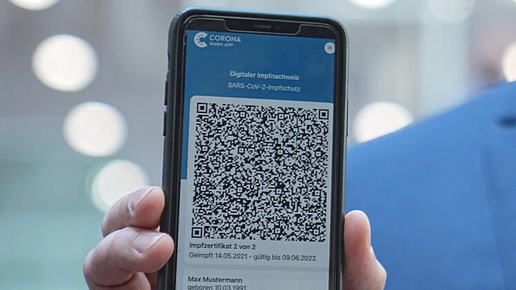 Digitales Impfzertifikat und gelber Impfpass: Das ändert sich ab Februar