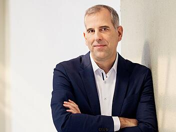 RTL-Senderchef Stephan Schmitter zeigte sich erleichtert &uuml;ber die gegl&uuml;ckte &Uuml;bernahme von Sky.