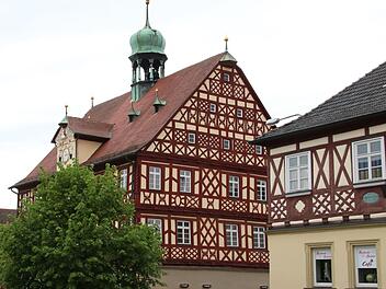Vereidigt wird der neue Staffelsteiner Stadtrat im Mai im Sitzungssaal des Rathauses.Archivbild: Matthias Einwag
