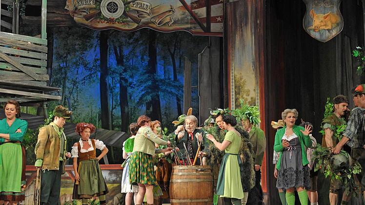 Szene aus dem "Vogelhändler" am Landestheater Coburg.Foto: Andrea Kremper