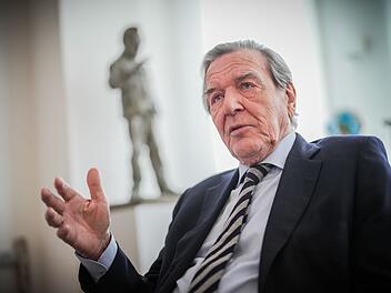 Burnout: Altkanzler Schröder begibt sich in Behandlung