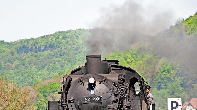 Beim Bahnhofsfest feiert die Lokomotive 64&nbsp;491 &ndash; genannt &bdquo;Bubikopf&ldquo; &ndash; 85. Geburtstag.