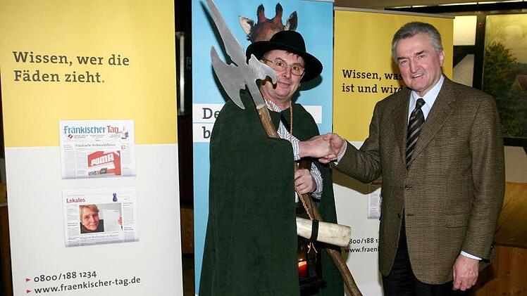 Beim FT - und dessen damaligen Herausgeber, Dr. Helmuth Jungbauer.