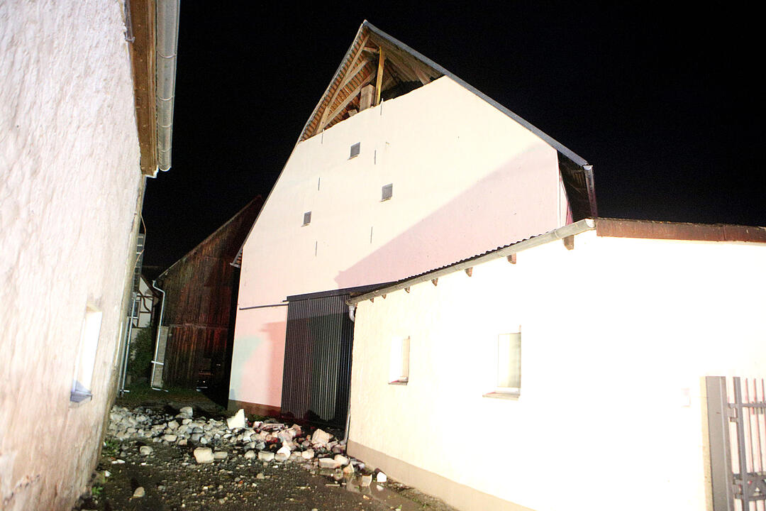 "Absoluter Horror": Downburst fordert Todesopfer und sorgt für Schneise der Verwüstung