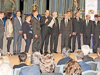 Der Kronacher Schützengesellschaft wurde in Bayreuth der Heimatpreis verliehen. Foto: Rainer Glissnik