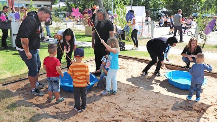 An vielen Spielstationen ging es um das Thema "Unter dem Meer". Fotos: Johanna Blum