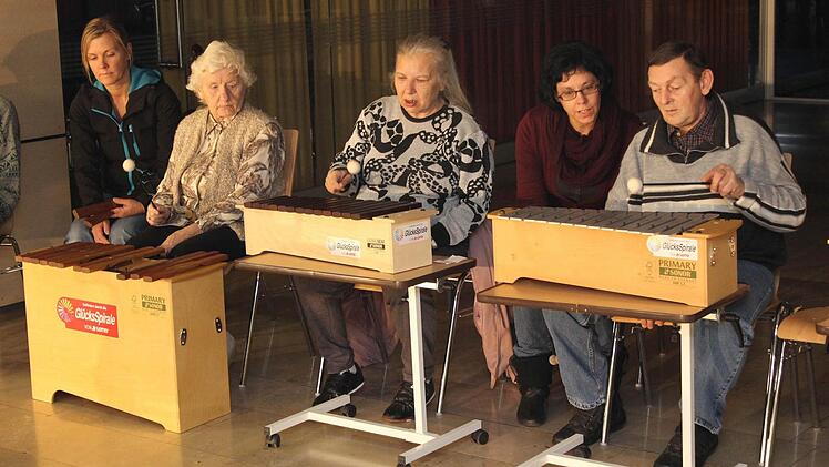 Die Orff-Gruppe des BRK-Pflegeheims in Muggendorf