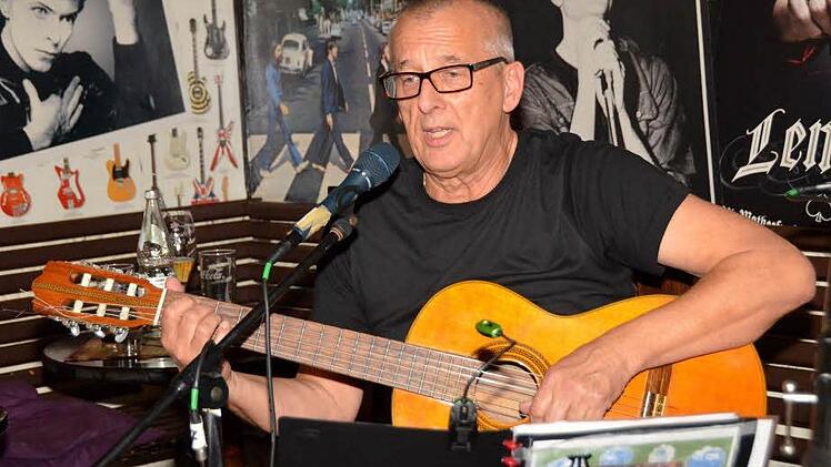 Die Fans kamen bei der Rotation-Party voll auf ihre Kosten. Foto: Rauch