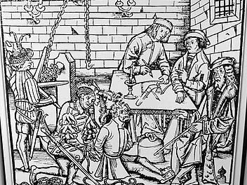 Die Befragung eines Mannes, der der Hexerei angeklagt wurde. Der Holzschnitt von 1580 entstammt der "Bambergischen Peinlichen Halsgerichtsordnung". Die Hexenverfolgung in Zeil erreichte ihre Höhepunkte in den Jahren von 1616 bis 1631. Foto: RiegerPress