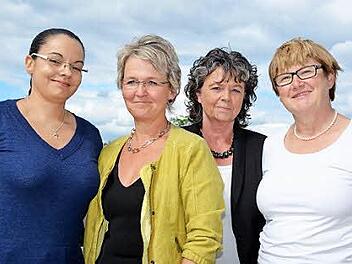 Frischer Wind beim Bad Kissinger Frauen-Ring (von links): Schriftführerin Pia Selzer, Vorsitzende Birgit Fischer, ihre Vorgängerin Karin Reinshagen und Schatzmeisterin Katharina Walther.  Foto: Peter Rauch