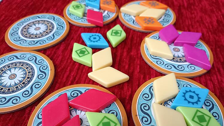 Spiele-Test Azul - Der Sommerpavillon: So gut ist der dritte Teil der Azul-Reihe