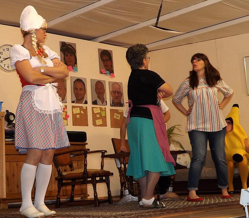 07.11.2016 Theatergruppe Gerach spielt >Die Nacht der Nächte!<