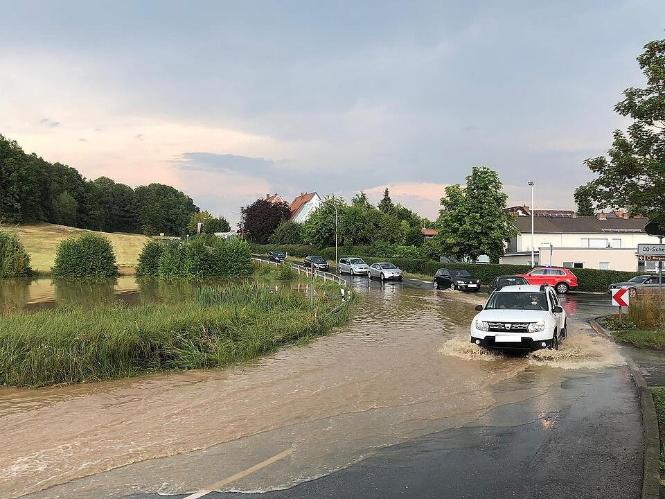 Schweres Unwetter und Überschwemmungen im Kreis Coburg