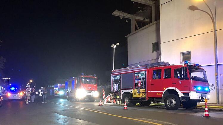 Bamberg: Atrium-Brand fordert Feuerwehr gleich mehrfach - "schwierig"