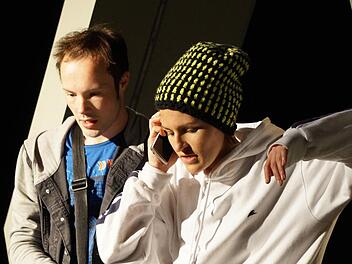 Christopher Bailey und Andrea Feuchtenberger in einer Szene von "Star"  Foto: Chapeau Claque