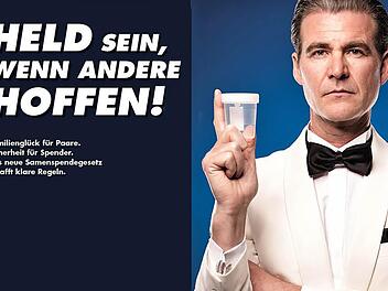 Eines der Werbeplakate