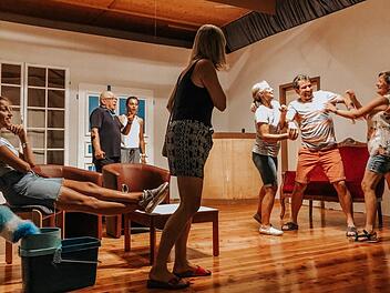 "Die fidele Kurklinik" &ouml;ffnet am Samstag, 19. Oktober, ihre Pforten. Der Vorverkauf f&uuml;r das St&uuml;ck der   Katholischen Arbeiterbewegung N&uuml;dlingen l&auml;uft ab Samstag, 28. September. Foto: Pierre Strecker