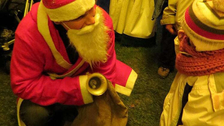Weihnachtsmarkt in Euerdorf  Foto: Doris Bauer