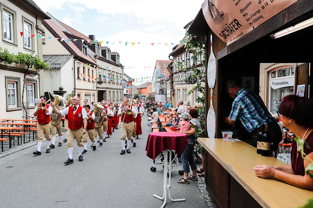 Weinfest-Eröffnung in Zeil am Main