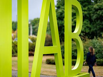 IAB - Institut f&uuml;r Arbeitsmarkt- und Berufsforschung
