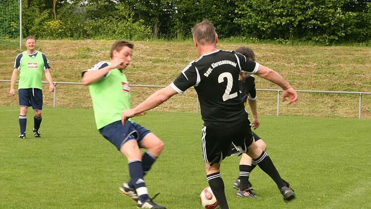 Bayerische-Fußball-Klerus-Auswahl vs. Promi-Mannschaft Münnerstadt - 2.6.2013 Münnerstadt
