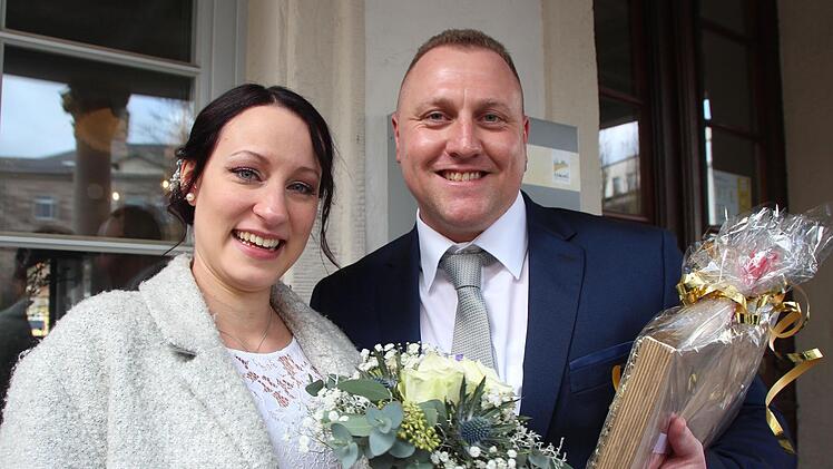 Melanie Heinz und Sven Ott waren eines von vier Paaren, die am Mittwochvormittag in Coburg geheiratet haben.