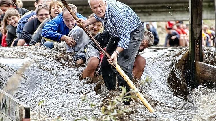 Mit der Floßfahrt wird's nichts am 8. August. Foto: Archiv, Stadt Wallenfels