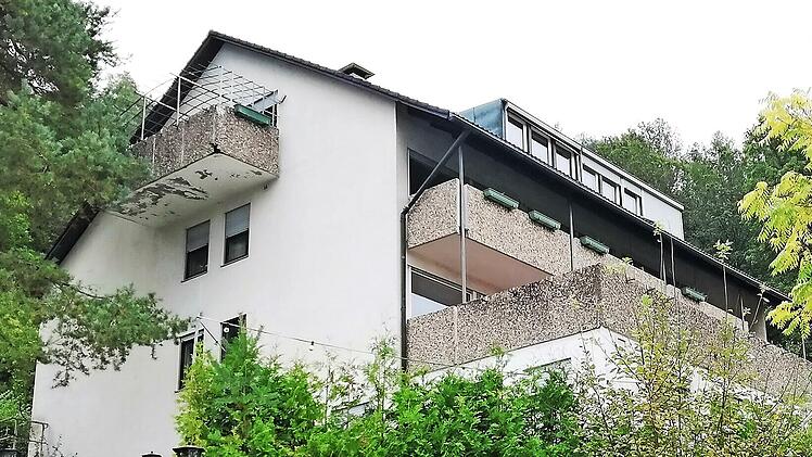 Die ehemalige Kurpension Diana wird zu einem Acht-Familienhaus aufgestockt.