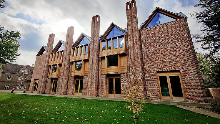 Coburg/Bamberg: Institut Mensch & Ästhetik - Hochschule und Universität gründen neue Forschungseinrichtung