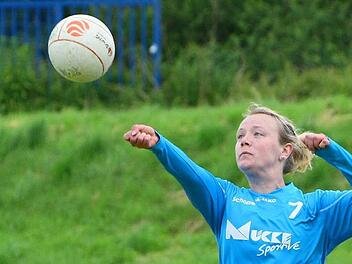 ATS-Verteidigerin Kristin Schiller in Aktion. Foto: Monika Limmer