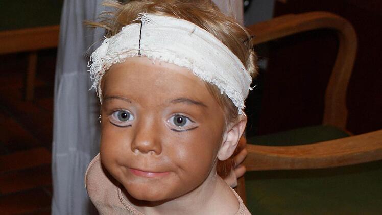 Greta Jendis als junge Mogli in der Maske Foto: Stefanie Karl