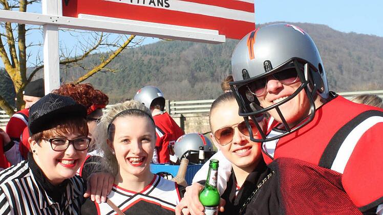 Eindrücke vom Faschingszug in Steinach.  Foto: Robert Huger