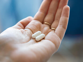 Medikament, Tabletten, Ibuprofen, Paracetamol