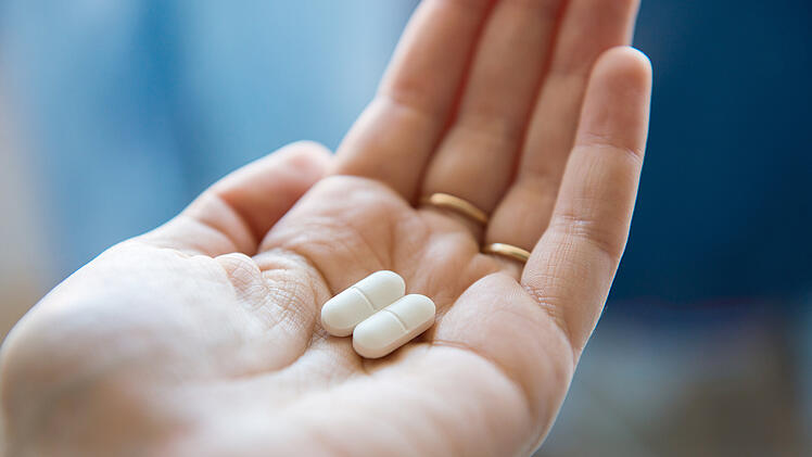 Medikament, Tabletten, Ibuprofen, Paracetamol