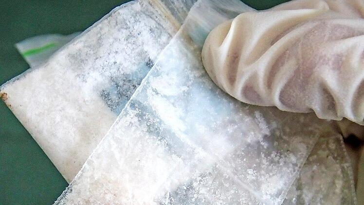 Die Angeklagten sollen mit Crystal gedealt haben.  Foto: Christopher Schulz