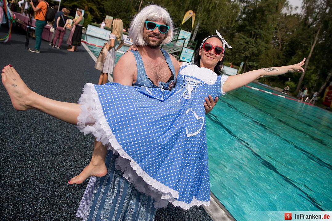 Dirndl-Flug Weltmeisterschaft