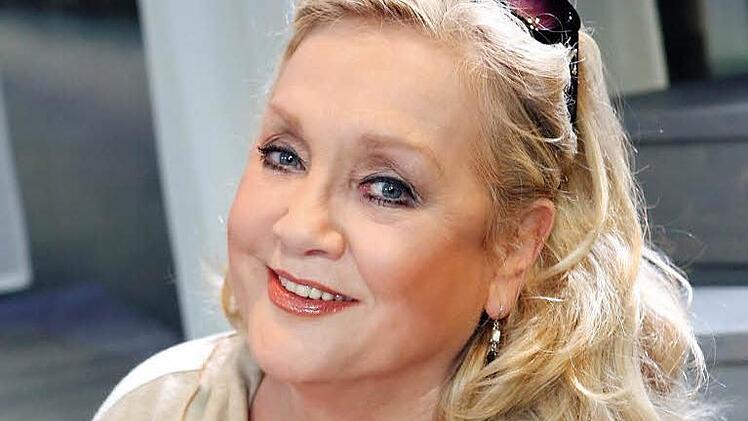 Doris Kunstmann ist eine der Schauspielerinnen, die beim Theaterring in Bad Kissingen auftreten.  Foto: Bodo Kürbs