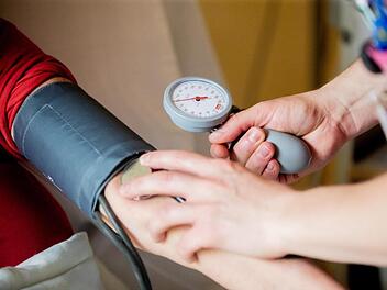 Würzburg: Zusammenhänge von Psyche, Herz-Kreislauffunktionen und ADHS: Klinikum sucht Teilnehmer für Studie Würzburg: Zusammenhänge von Psyche, Herz-Kreislauffunktionen und ADHS: Klinikum sucht Teilnehmer für Studie