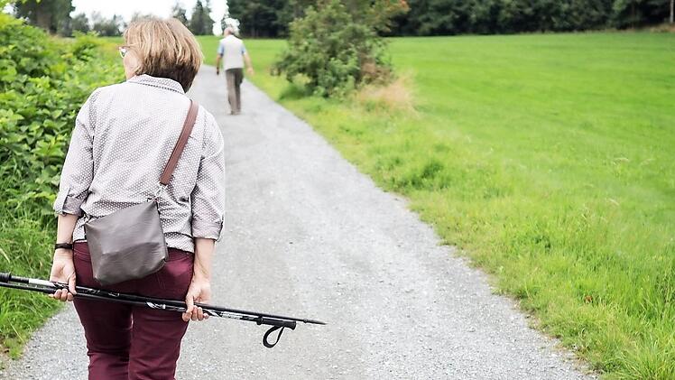 Der Frankenwald - hier in der Nähe von Lauenstein - verlockt auch viele Gäste aus anderen Regionen zum Wandern. Foto: Marian Hamacher