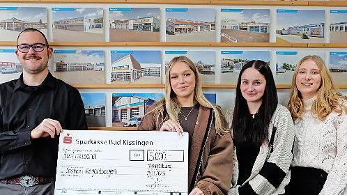 Robin Jobst (Teamleiter Innendienst Vertrieb & Einkauf Runderneuerung), Ayleen Nowottnick (Personalabteilung), Hannah Bienm&uuml;ller (Teamleitung Personal), Klara Scholz (Personalabteilung).