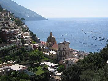 Die Thurnauer Partnerstadt Positano lebt vom Tourismus. Momentan ist der Ort an der Amalfiküste menschenleer. Foto: Vincent Reimann